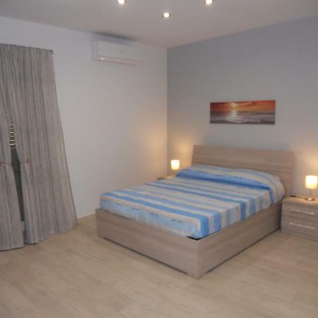 Casa Vacanze  ATHENA Syracuse Exterior foto
